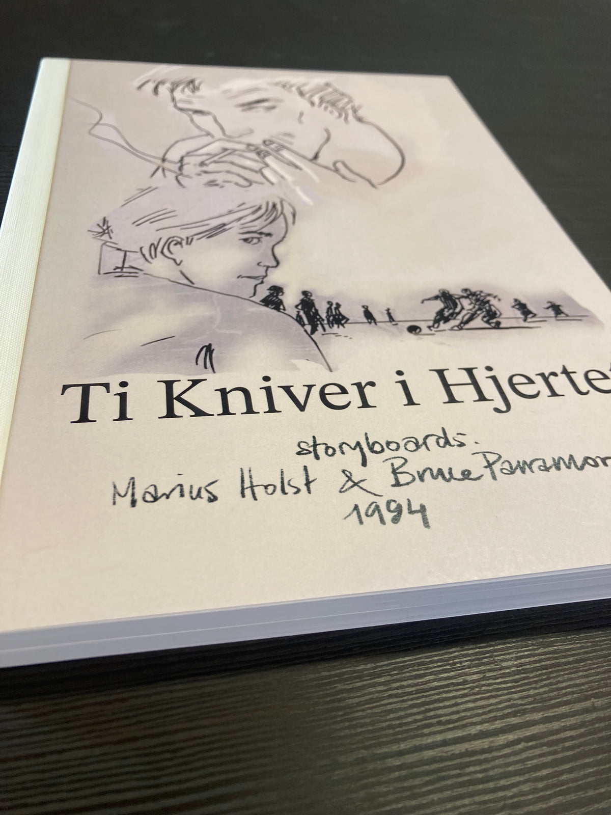 Bruce Parramore // Ti kniver i hjertet storyboard